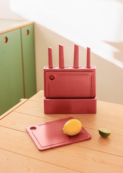 KITCHENWARE STUDIO - Set mit 2 Schneidebrettern und 4 Küchenmessern