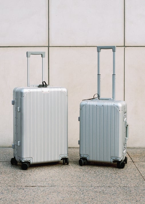 LUGGAGE ALUMINIUM - Hartschalenkoffer aus Aluminium mit TSA-Schloss und multidirektionalen Rollen