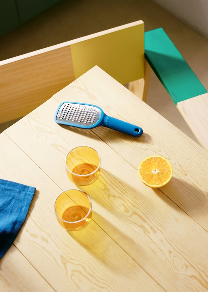 KITCHENWARE STUDIO - Kleine Küchenreibe aus rostfreiem Stahl, Galeriebild 3