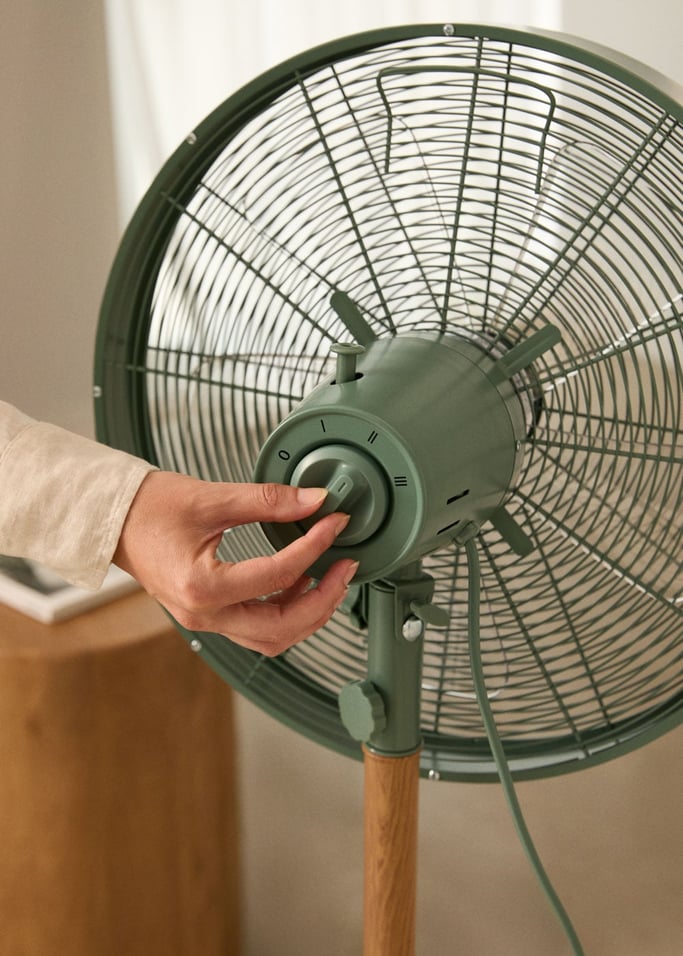 AIR STAND WOOD - Retro Standventilator mit Oszillation 50W, Galeriebild 5