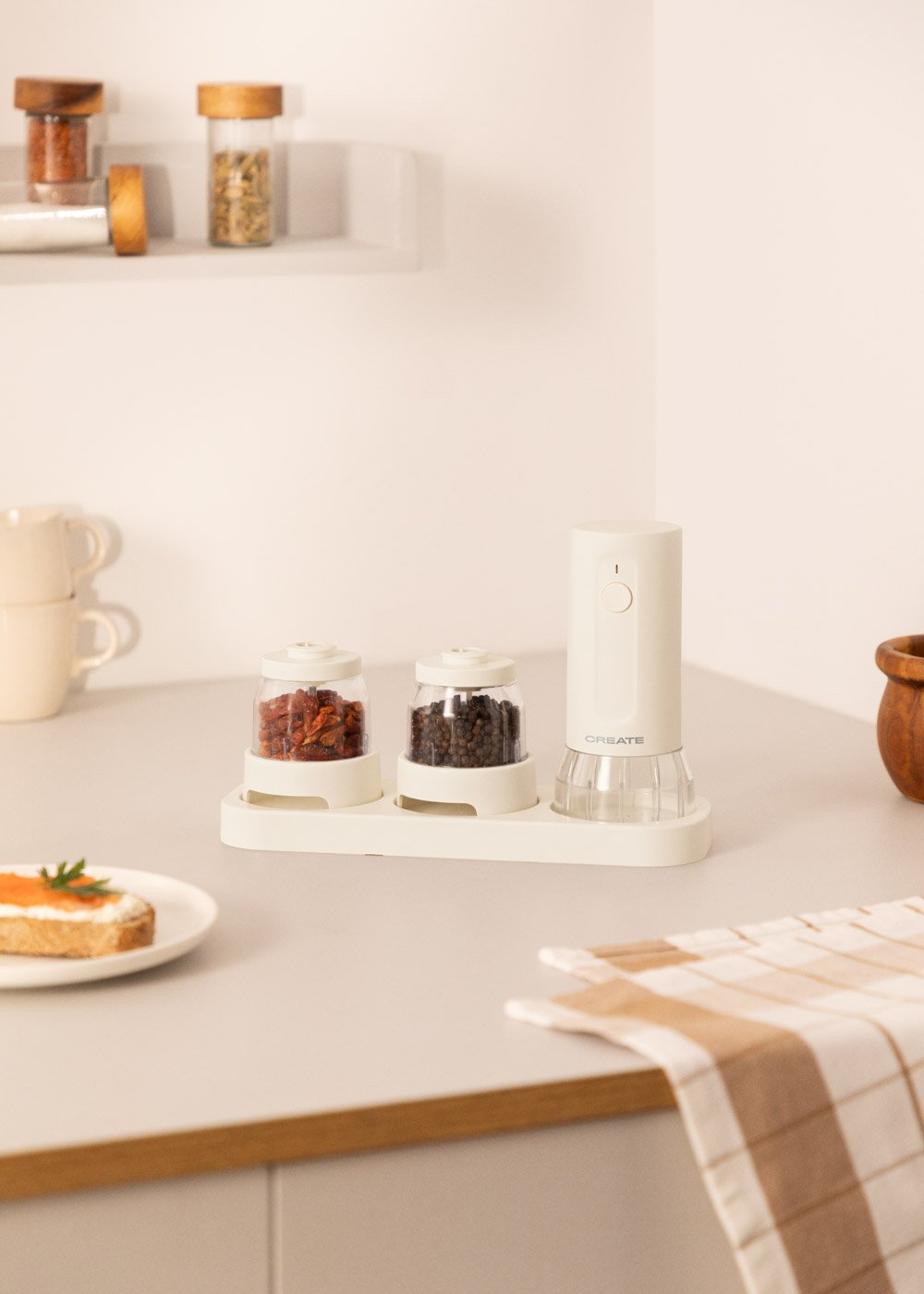 Elektrische Gewürzmühle mit austauschbaren Behältern - SPICE GRINDER ...