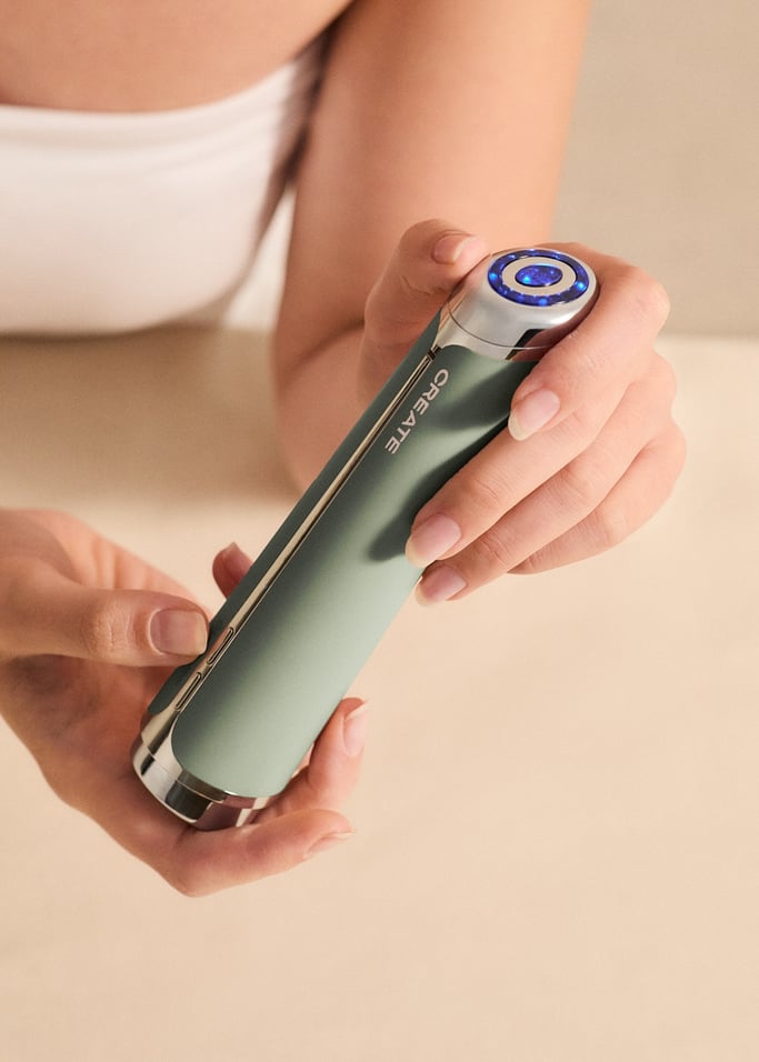 SKINCARE RF BOOSTER 5 in 1 - 5-in-1-Gesichtspflegegerät mit Doppelkopf, RF, EMS, Airshot und LED, Galeriebild 4