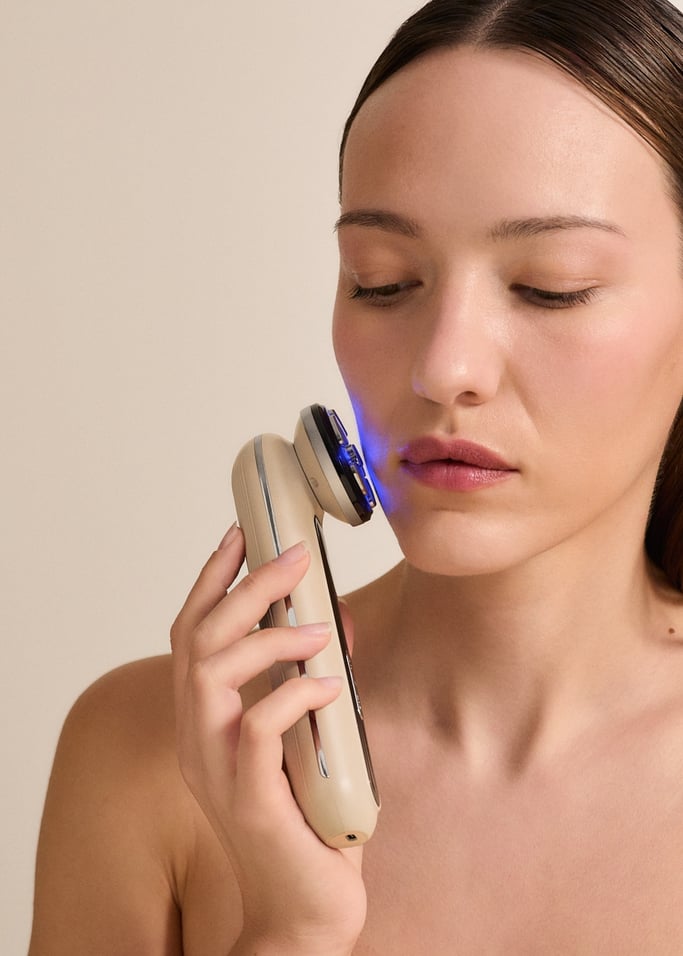 SKINCARE RF LIFT 5 in 1 - 5-in-1-Gesichtsgerät mit Radiofrequenz, EMS, LED-Lichttherapie und Ionentechnologie, Galeriebild 3