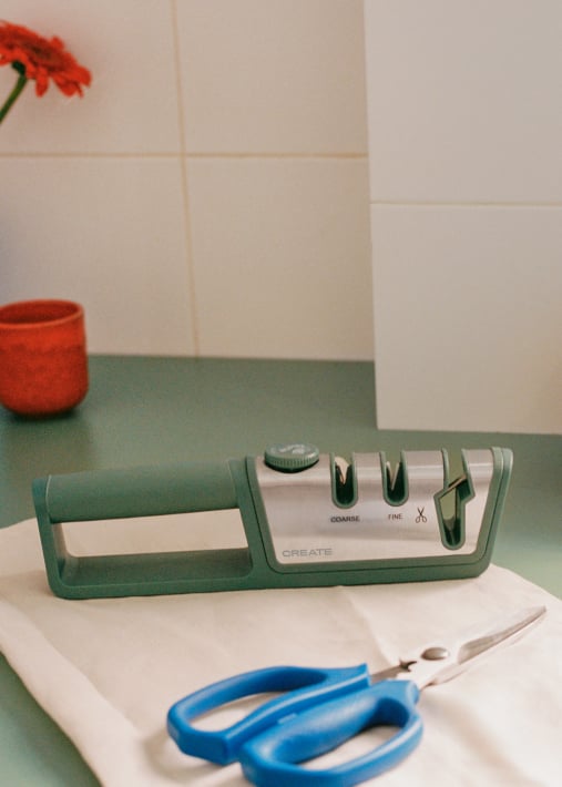KITCHENWARE STUDIO - Afilador de cuchillos y tijeras de cocina