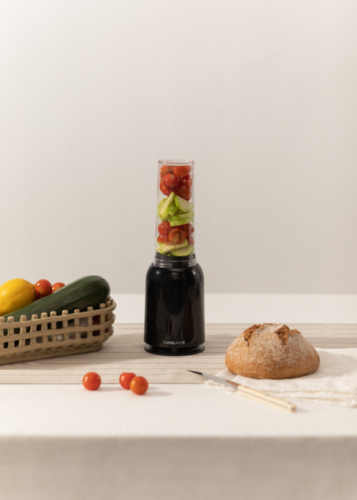 MOI STUDIO - Batidora con vaso portátil