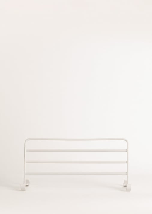 Estante con ganchos y tres barras para toallero WARM TOWEL
