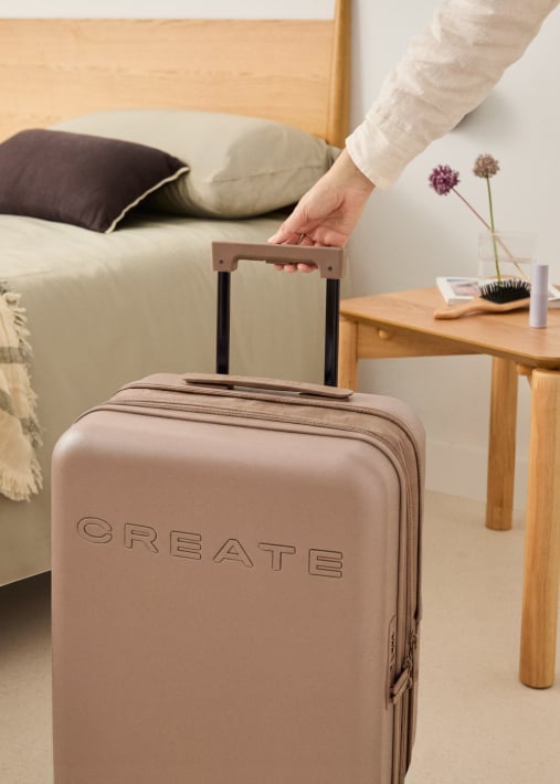 LUGGAGE STUDIO - Maleta rígida de policarbonato con candado TSA y ruedas multidireccionales