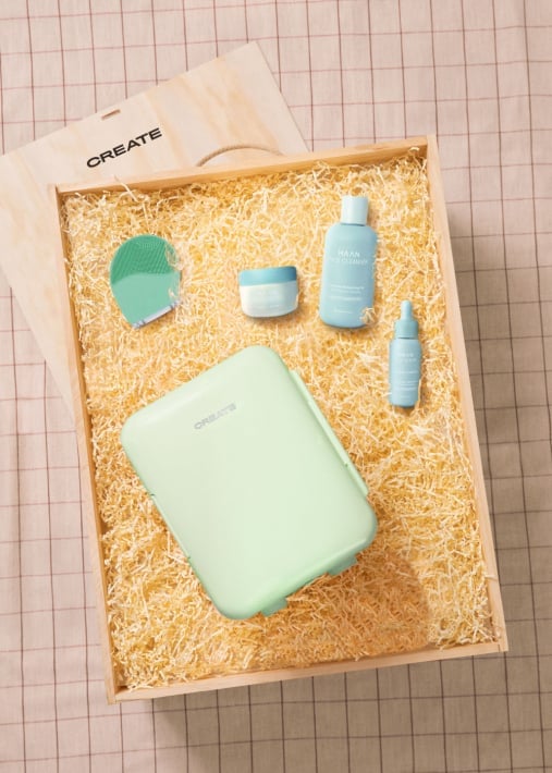 Comprar BEAUTY ROUTINE BOX - Caja regalo con mini nevera portátil + cepillo sónico de limpieza facial + 3 productos de belleza Haan