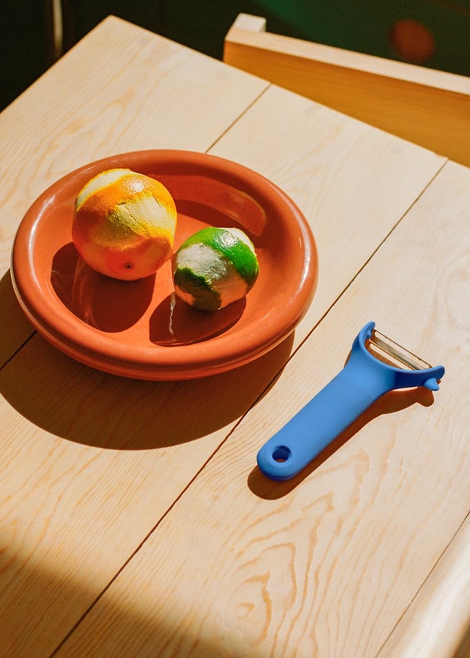 KITCHENWARE STUDIO - Pelador de fruta y verdura, imagen de galer&iacute;a 3
