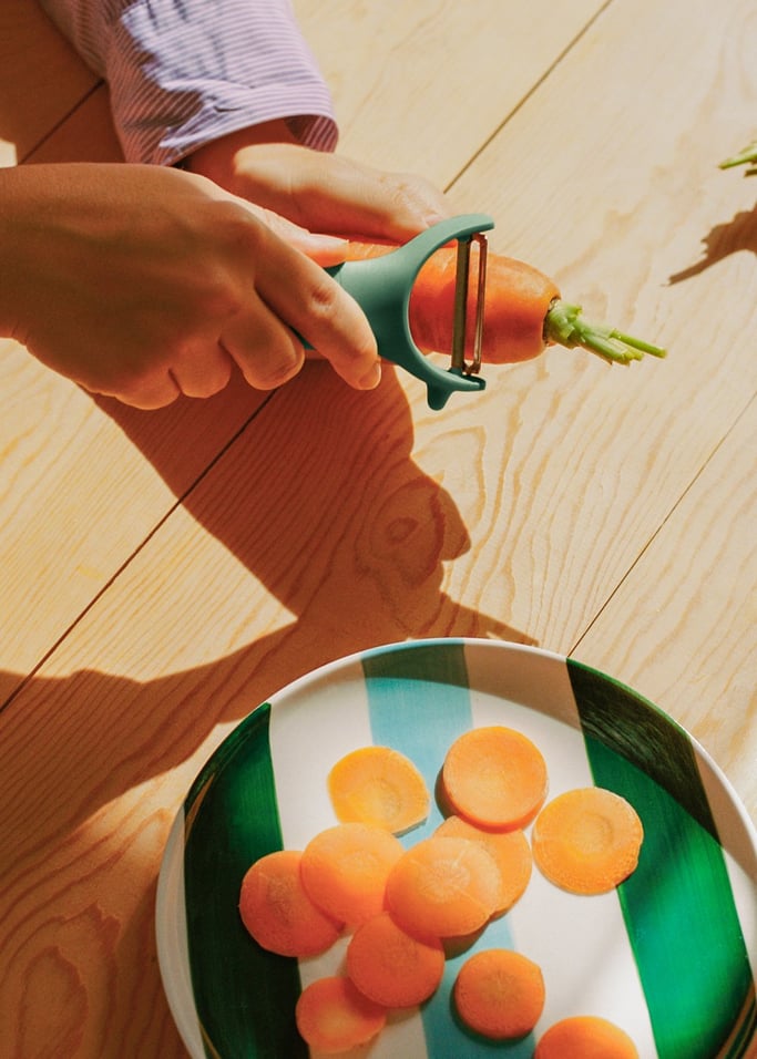 KITCHENWARE STUDIO - Pelador de fruta y verdura, imagen de galer&iacute;a 3