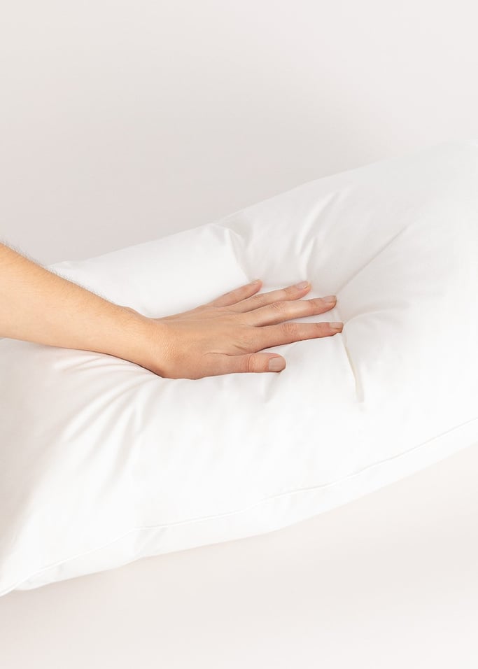 Almohada de microfibra firmeza alta, imagen de galería 7
