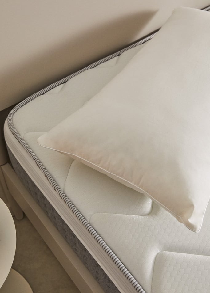 Almohada de fibra de doble funda firmeza media, imagen de galería 4