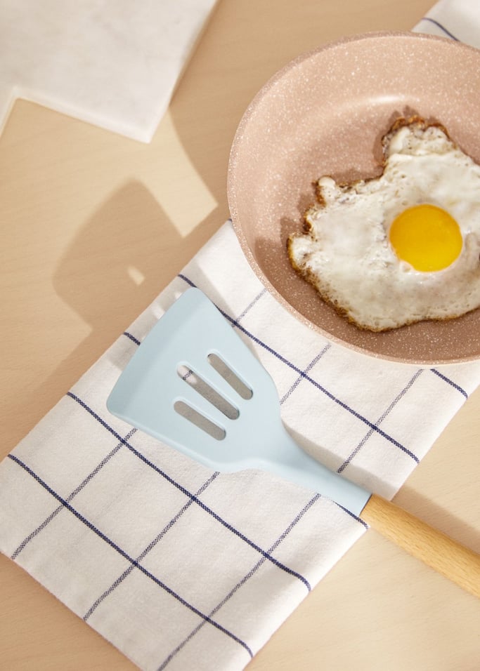 KITCHENWARE STUDIO - Utensilios de cocina de silicona y madera, imagen de galería 2