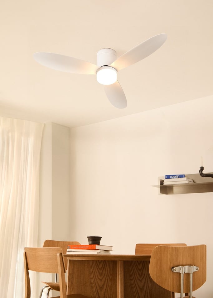 WIND LITE - Ventilador de techo 40W silencioso Ø132 cm apto para interior y exterior, imagen de galería 2