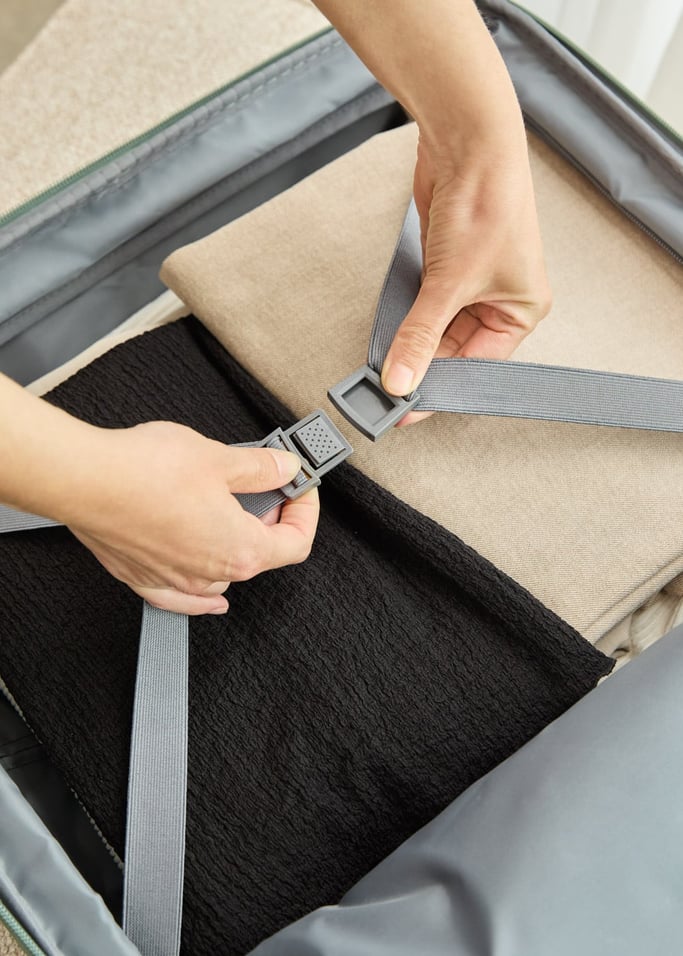 LUGGAGE STUDIO - Maleta rígida de policarbonato con candado TSA y ruedas multidireccionales, imagen de galer&iacute;a 3