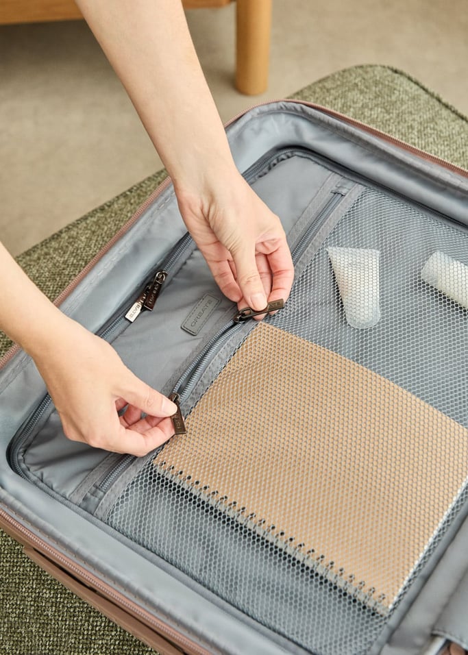 LUGGAGE STUDIO - Maleta rígida de policarbonato con candado TSA y ruedas multidireccionales, imagen de galer&iacute;a 5