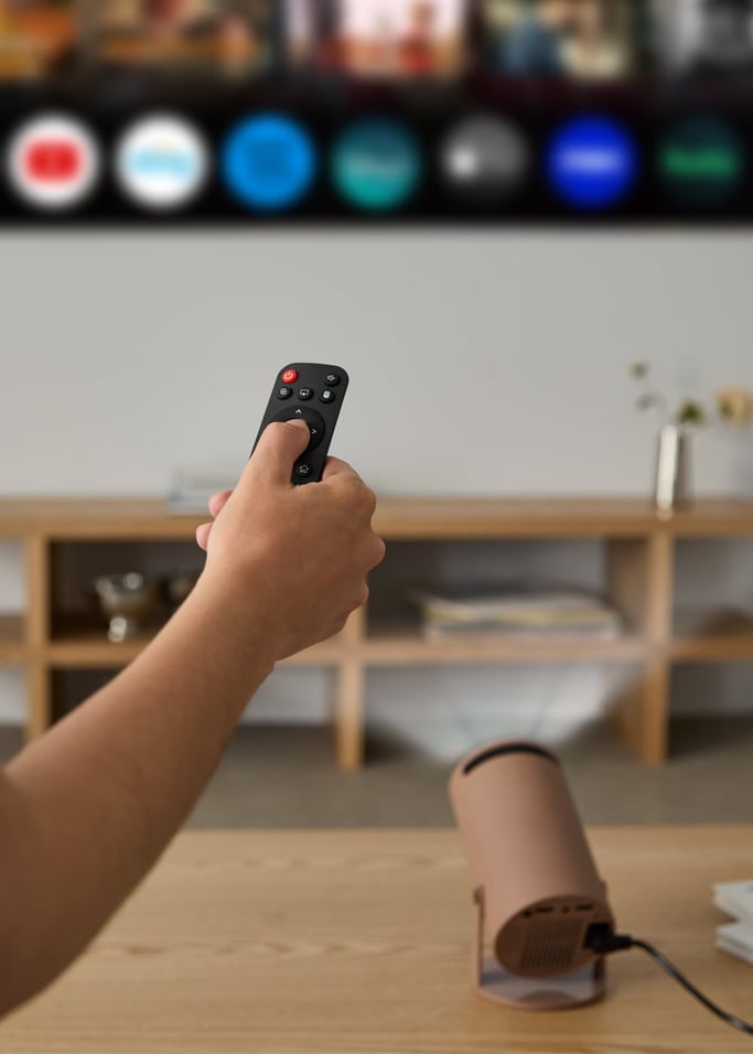 PROJECTOR STUDIO COMPACT - Proyector Smart HD con Wifi, Bluetooth y rotación 180º, imagen de galer&iacute;a 6