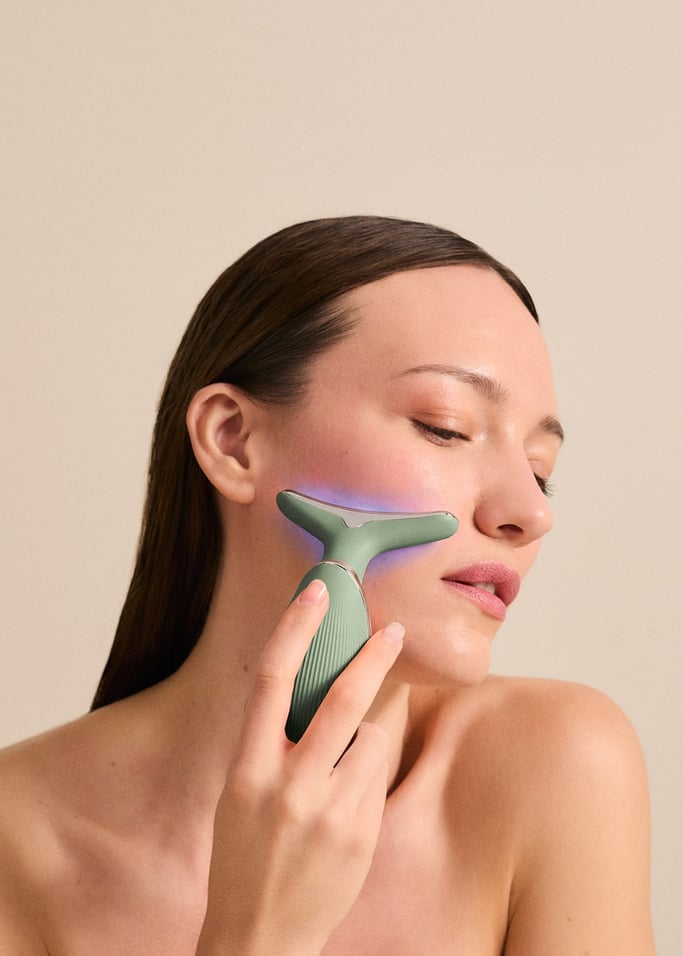SKINCARE CONTOUR 4 in 1 - Dispositivo reafirmante de cuello y cara 4 en 1 con EMS y fototerapia LED, imagen de galer&iacute;a 4