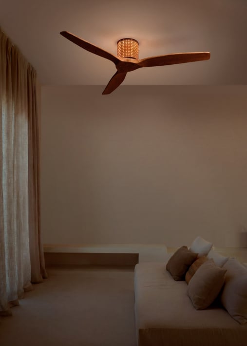 WIND CALM CUSTOM RATTAN - Ventilateur de plafond 40W silencieux Ø132 cm avec éclairage LED dans le corps et la lampe
