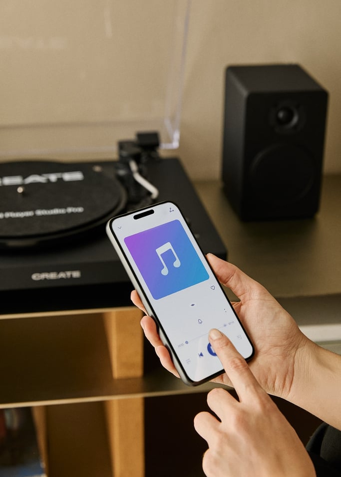RECORD PLAYER STUDIO PRO - Platine vinyle avec 2 enceintes externes, Bluetooth et sortie RCA, image de la galerie 4