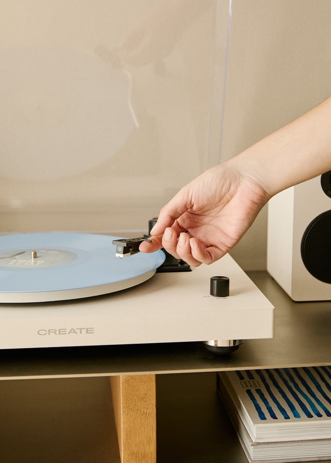 RECORD PLAYER STUDIO PRO - Platine vinyle avec 2 enceintes externes, Bluetooth et sortie RCA, image de la galerie 2