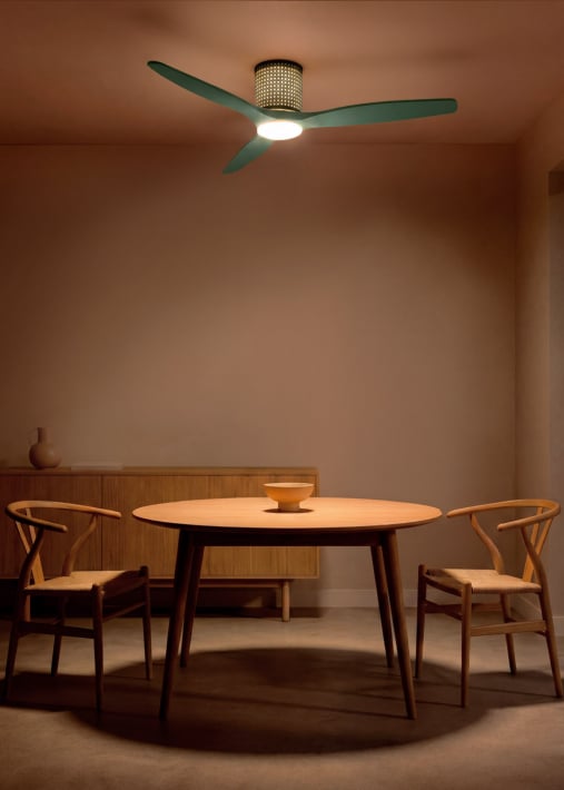 WIND CALM CUSTOM RATTAN - Ventilador de techo 40W silencioso Ø132 cm con luz LED en cuerpo y lámpara