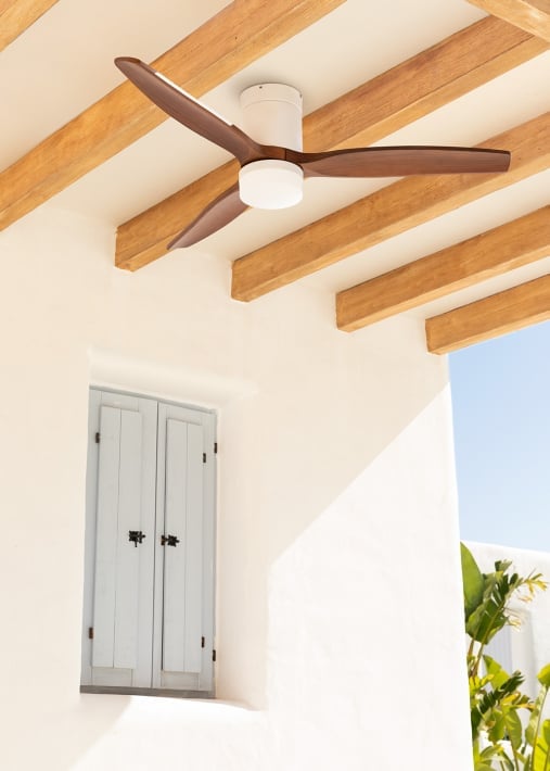 Acquista WIND CALM PATIO - Ventilatore da soffitto 40W da esterno Ø132 cm con luce LED da 15W