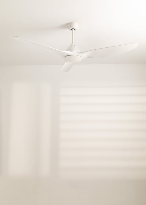 Acquista WIND SAIL - Ventilatore da soffitto 90W silenzioso XL Ø163 cm