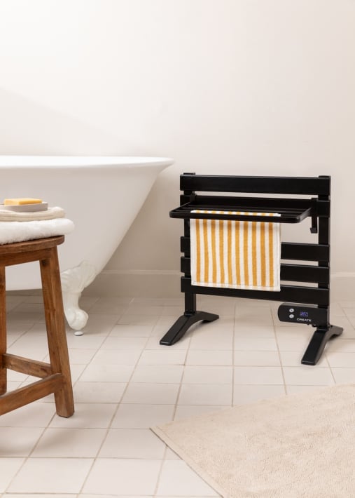 Acquista WARM TOWEL MINI - Scaldasalviette elettrico da pavimento o da parete 150W