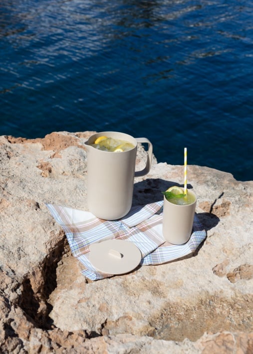 Acquista KITCHENWARE OUTDOOR ECO - Set di brocca da 2 L e 4 bicchieri da 500 ml