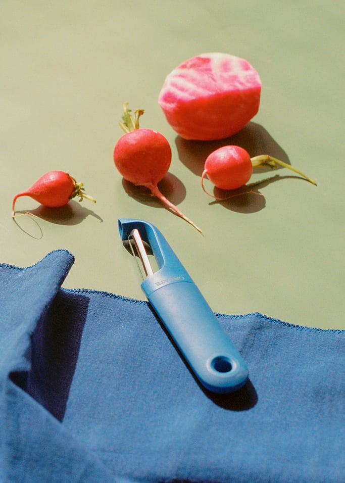 KITCHENWARE STUDIO - Pelapatate per frutta e verdura, Immagine di galleria 1