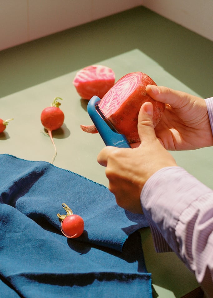 KITCHENWARE STUDIO - Pelapatate per frutta e verdura, Immagine di galleria 2