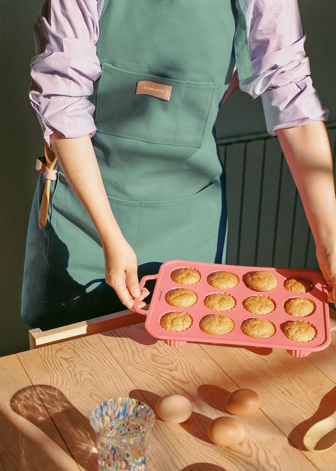 KITCHENWARE STUDIO - Pack di grembiule da cucina e guanto da forno, Immagine di galleria 4