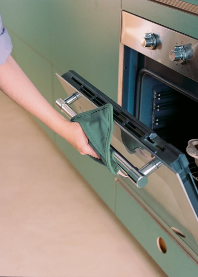 KITCHENWARE STUDIO - Pack di grembiule da cucina e guanto da forno, Immagine di galleria 3