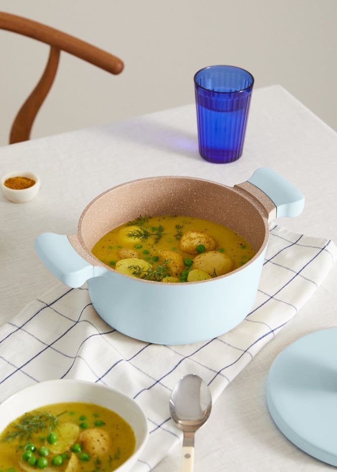 POT STUDIO - Pentola in alluminio fuso e manici in bachelite, Immagine di galleria 1