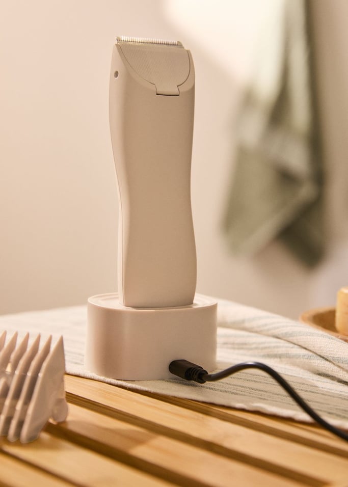 BARBER STUDIO - Rasoio e rifinitore senza fili per viso e corpo resistente all'acqua, Immagine di galleria 6