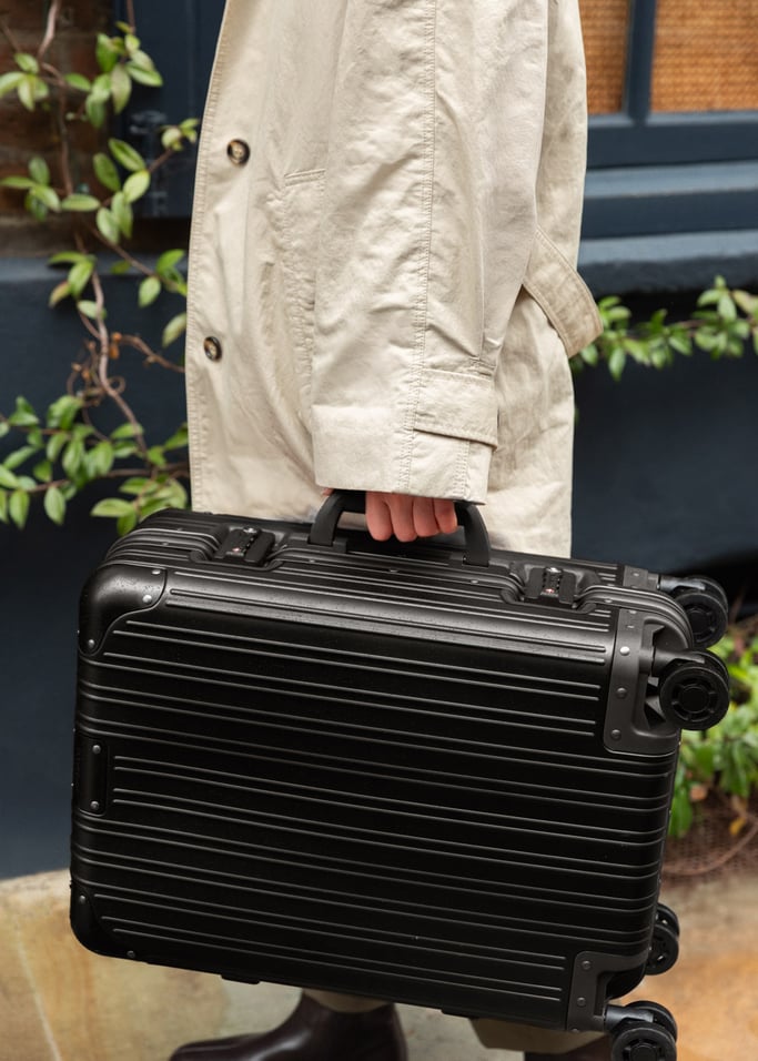 LUGGAGE ALUMINIUM - Valigia rigida in alluminio con lucchetto TSA e ruote multidirezionali, Immagine di galleria 1