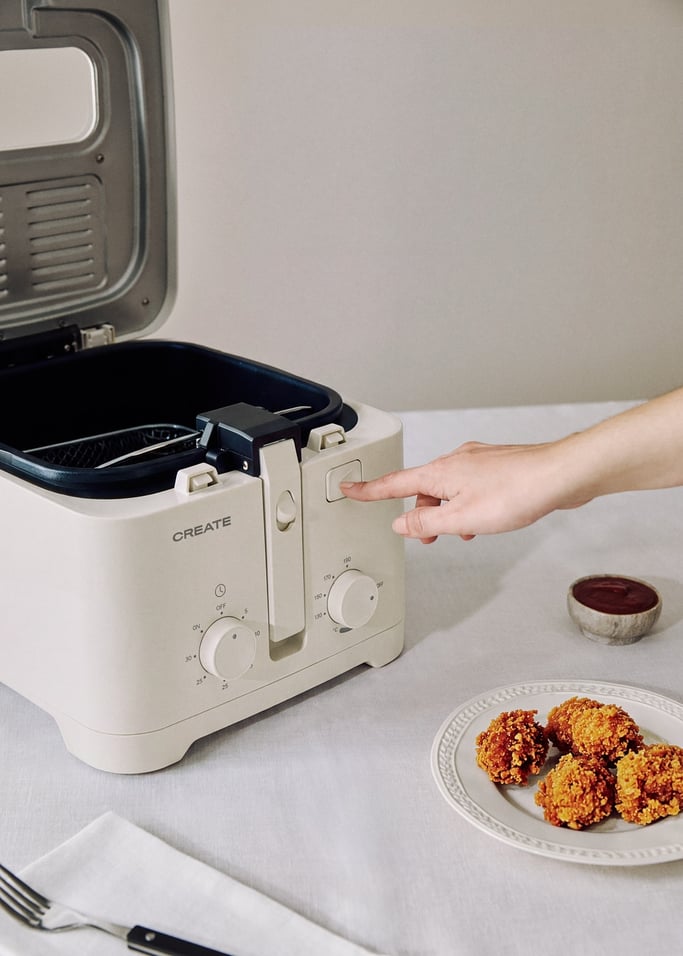 OIL FRYER - Friggitrice da 2,5 L con filtro antiodore e finestra di controllo, Immagine di galleria 4