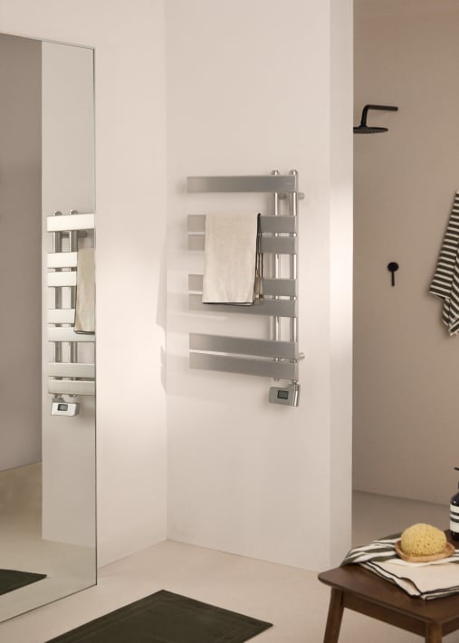 WARM TOWEL - Elektrische handdoekhouder voor op de vloer of aan de muur 500W