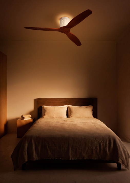 WIND CALM CUSTOM RATTAN - Plafondventilator 40W stil Ø132 cm met LED verlichting in behuizing en lamp