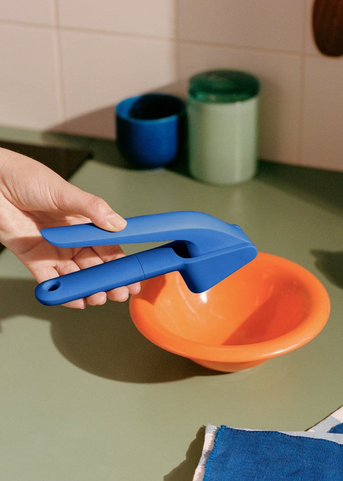 KITCHENWARE STUDIO - Knoflookpers, afbeelding van de galerij 3