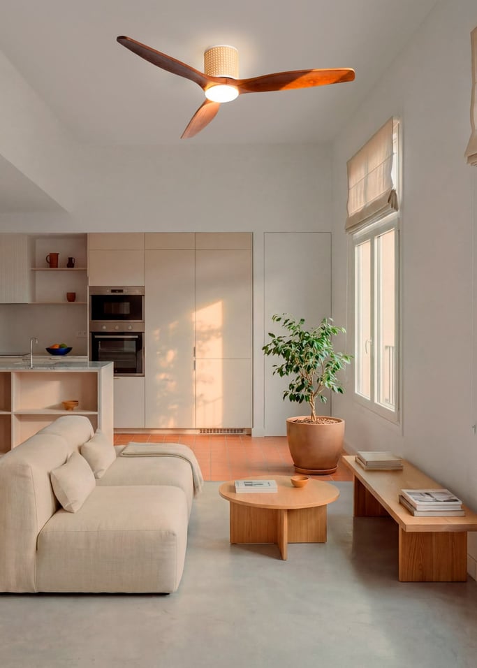 WIND CALM CUSTOM RATTAN - Plafondventilator 40W stil Ø132 cm met LED verlichting in behuizing en lamp, afbeelding van de galerij 1