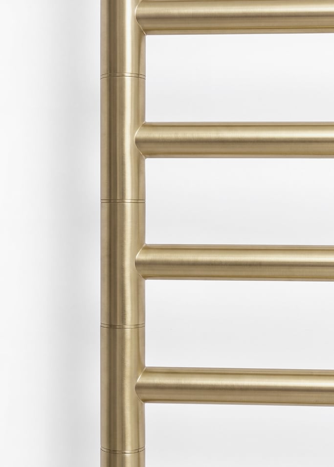 WARM TOWEL MINIMAL - Elektrisch handdoekenrek 80W met 180º draaibare stan, afbeelding van de galerij 6