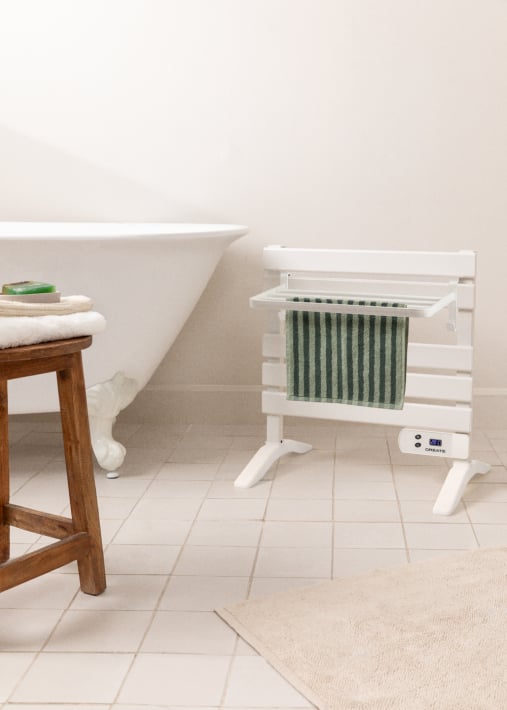 WARM TOWEL MINI - Elektryczny wieszak na ręczniki podłogowo-ścienny 150W