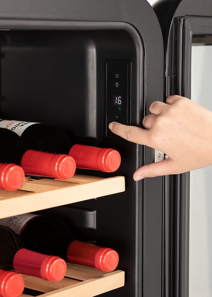 WINECOOLER RETRO - Elektryczna chłodziarka do wina w stylu retro na 12, 45 lub 76 butelek, obraz z galerii 4