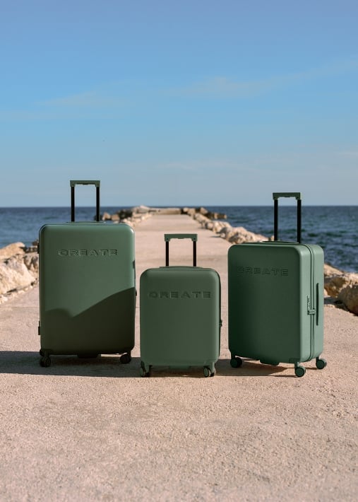 Kup LUGGAGE STUDIO - Sztywna walizka z poliwęglanu z zamkiem TSA i wielokierunkowymi kółkami