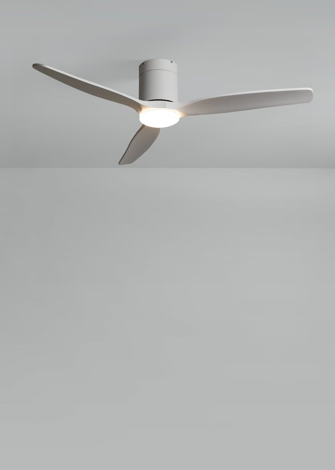WIND CALM SLIM LIGHT - Cichy wentylator sufitowy 40W Ø132 cm 100% drewno, obraz z galerii 2