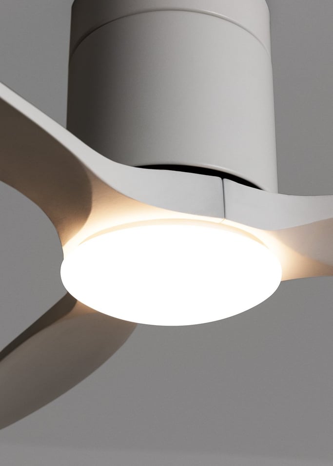 WIND CALM SLIM LIGHT - Cichy wentylator sufitowy 40W Ø132 cm 100% drewno, obraz z galerii 3