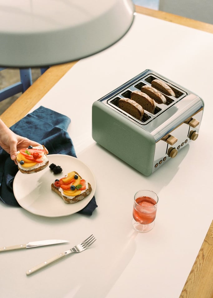 TOAST RETRO - Toster do duzych kromek pieczywa, obraz z galerii 1