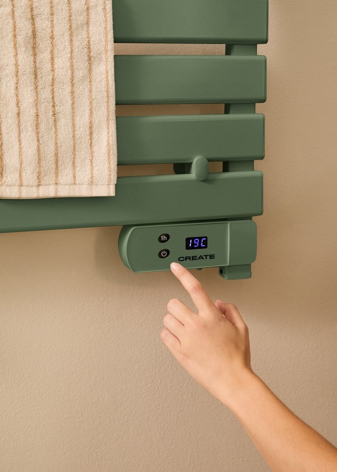 WARM TOWEL - Elektryczny wieszak na ręczniki podłogowy lub ścienny 500W, obraz z galerii 2